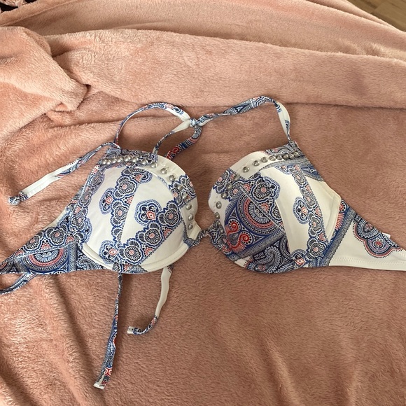 H&M Other - H&M beaded push up bikini top 36C